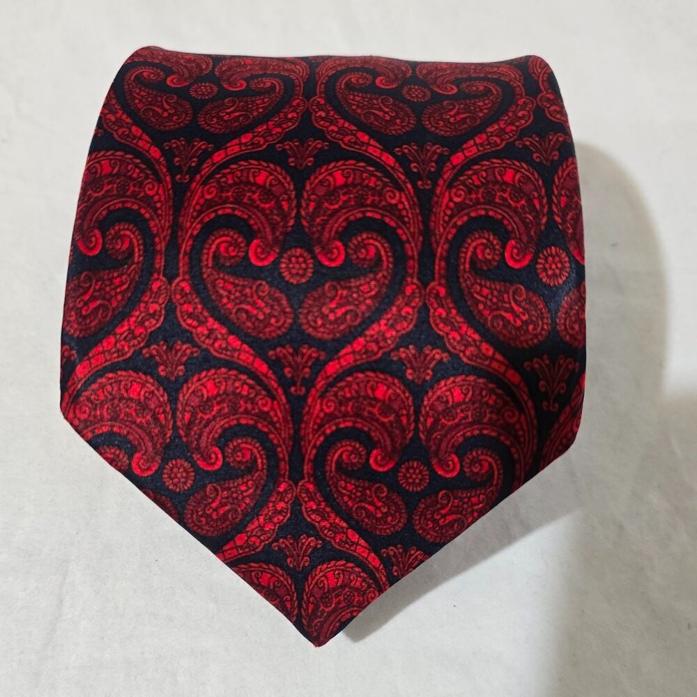 Lavin Paris Made in France 100% Silk Necktie - Red Blue Pasiley